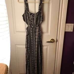Forever 21 cutout black & white dress
